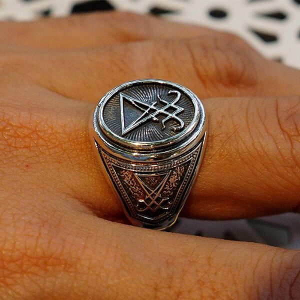 EYHIMD Sigil of Lucifer Stainless Steel Signet Ring Seal of Satan Biker Rings Gothic Occult Unisex Jewelry